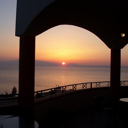 Sea View Resorts & Spa Karfas Ngoại thất bức ảnh